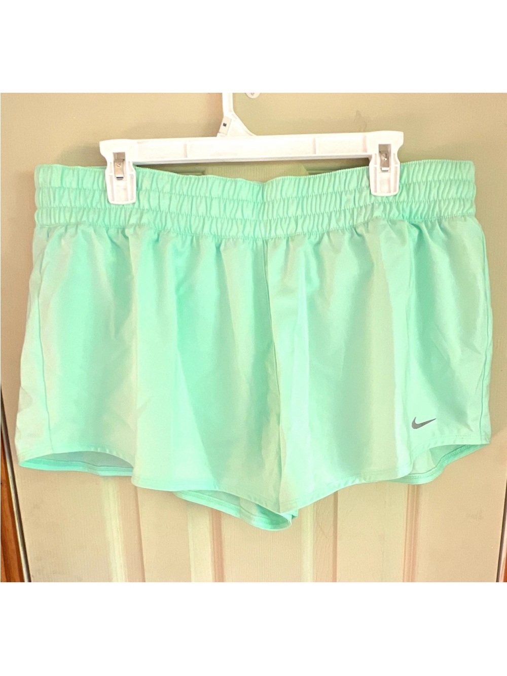 Nike Women's Mint Athletic Shorts - Light Mint